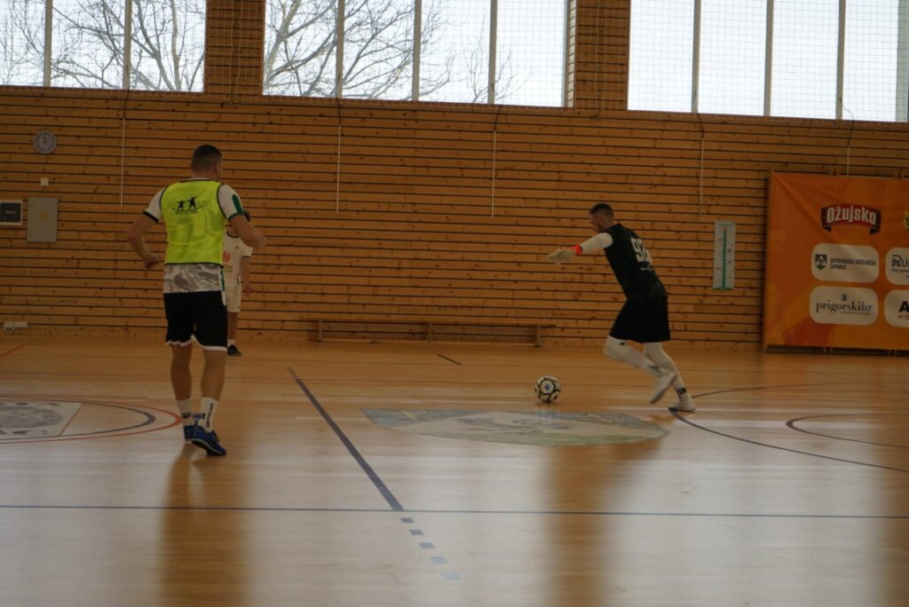 Photo 2024 12 22 21 09 45 3