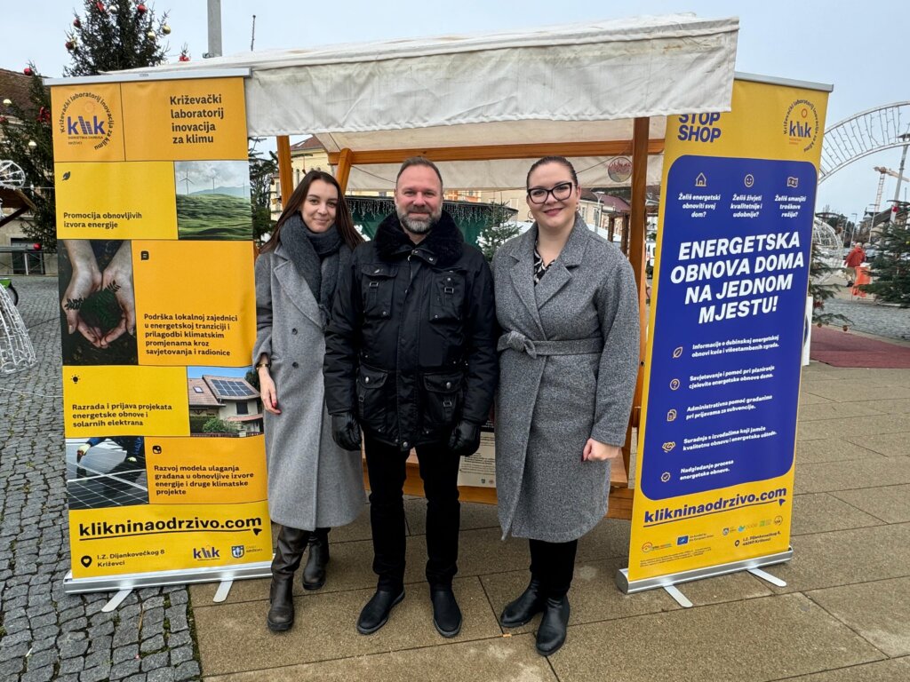 [FOTO] ODRŽIVI ADVENT Solarni sajam energetske zadruge KLIK danas u Križevcima