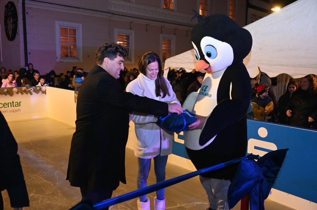 Advent Kž 3531 (12)