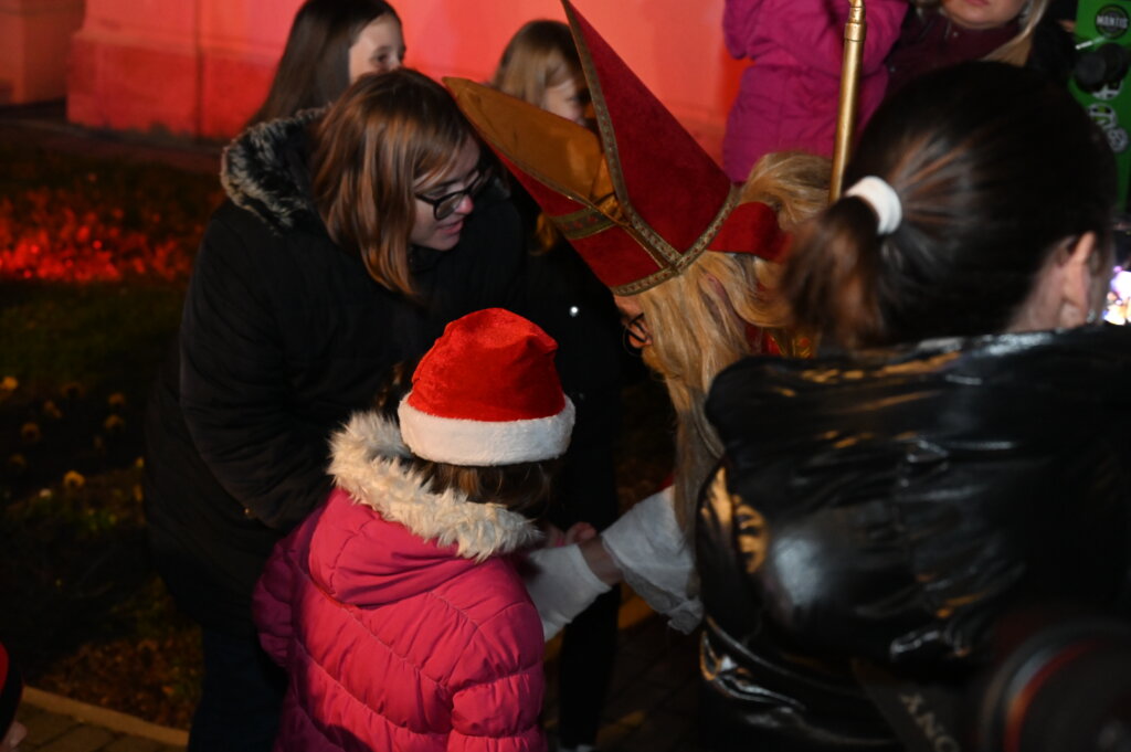 Advent Kž 3531 (17)