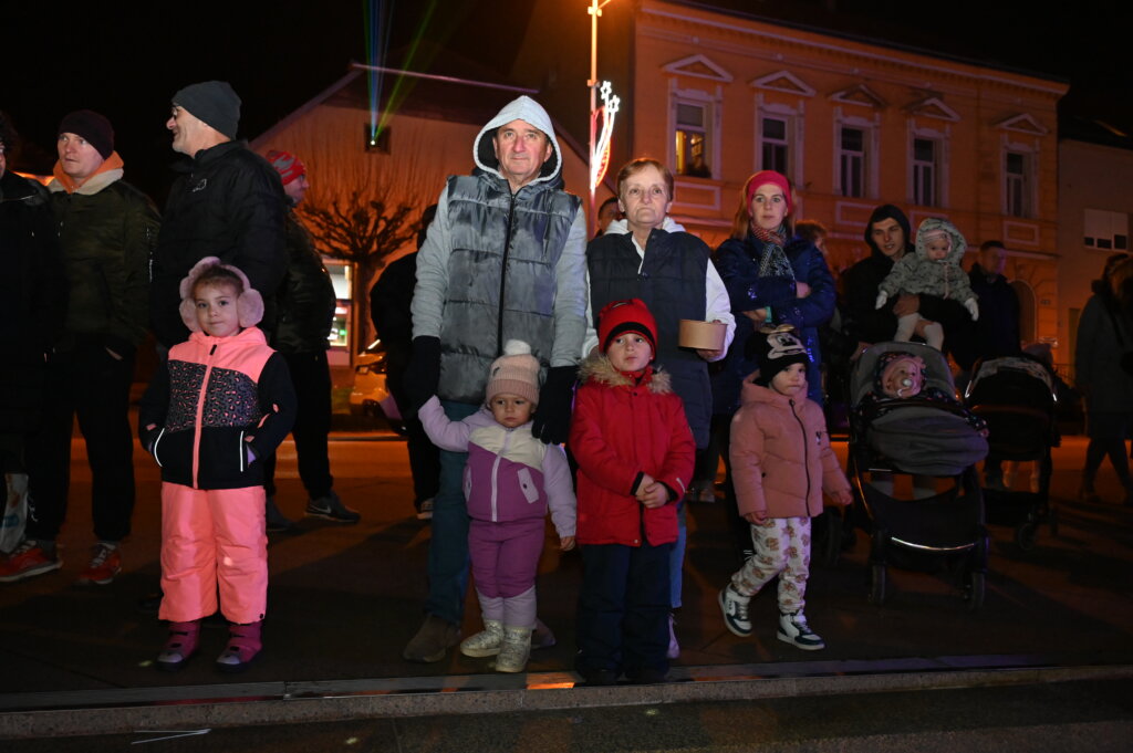 Advent Kž 3531 (35)