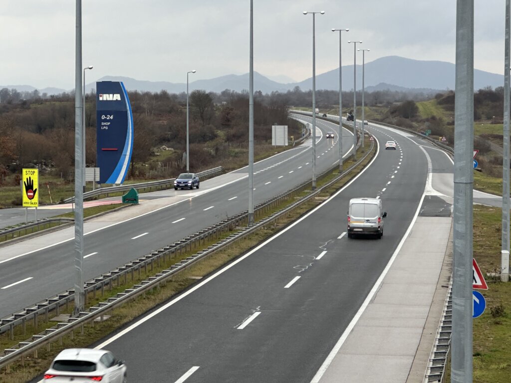 Prometna nesreća na A1, vozi se uz ograničenje brzine