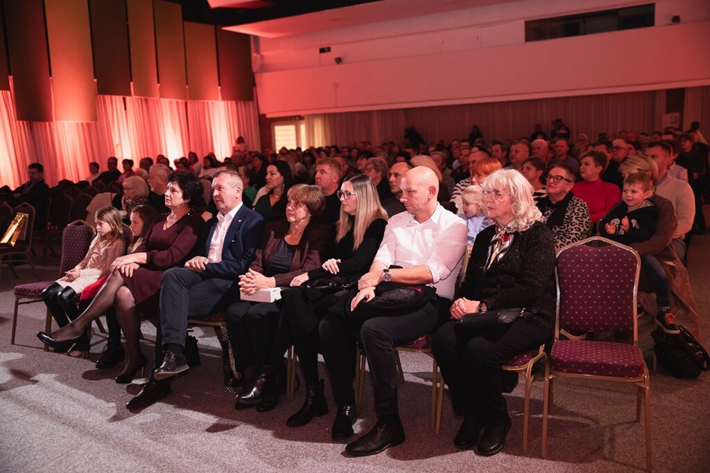 U Varaždinskim Toplicama održana promocija monografije „Pjesme i tambure vežu generacije“