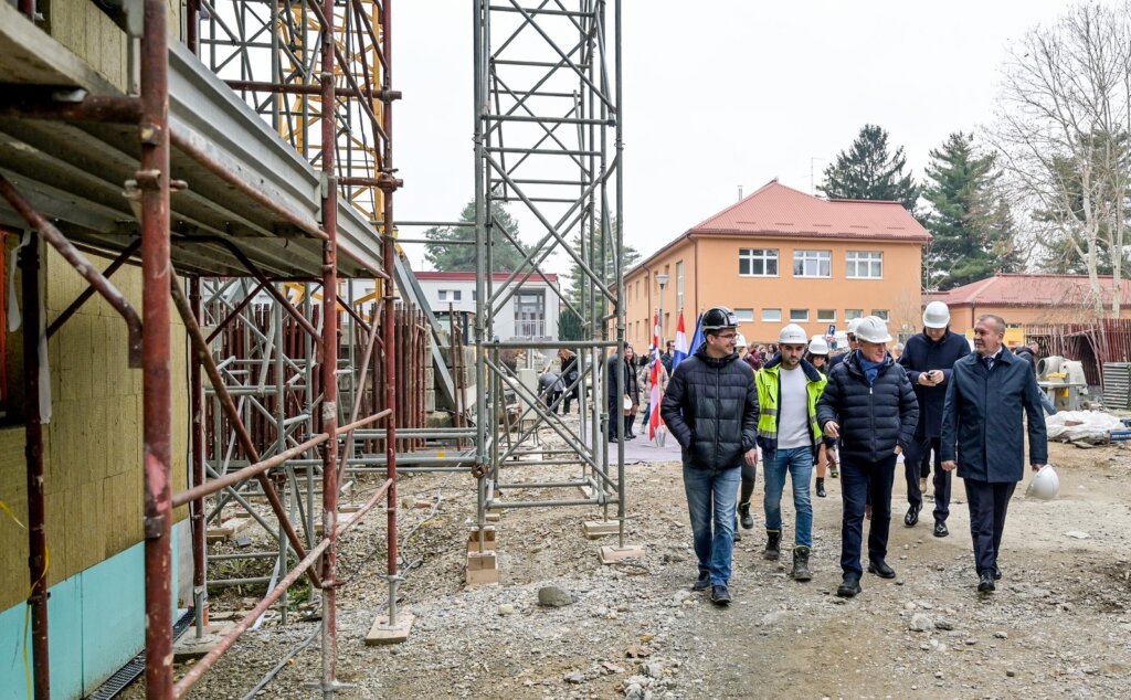 Obilazak Centralni Operacijski Blok Bolnica Varazdin Prosinac 2024 (8)