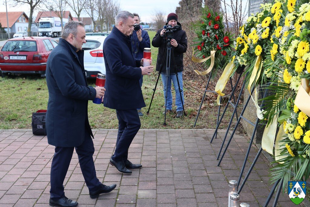 [FOTO] Na Spomen području Danica obilježen Međunarodni dana sjećanja na žrtve holokausta