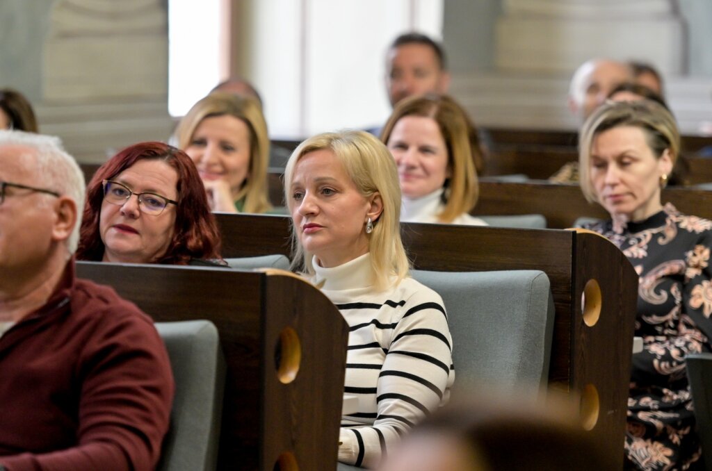 Edukacija Umjetna Inteligencija (12)