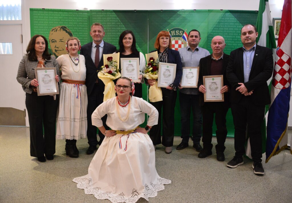 [FOTO] Zaslužnim članovima HSS-a u Vrbovcu dodijeljena priznanja “Josip Pankretić”