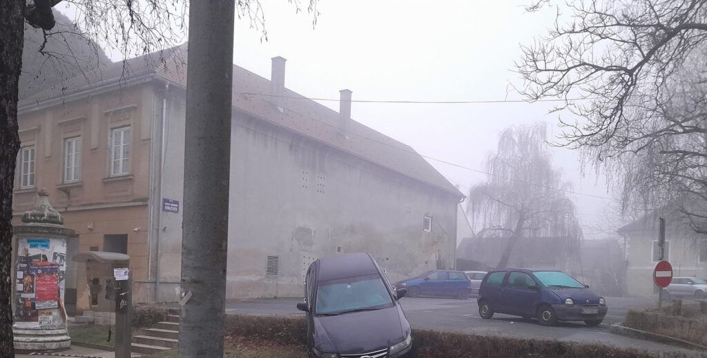 U Križevcima “parkirao” pored parkirališta