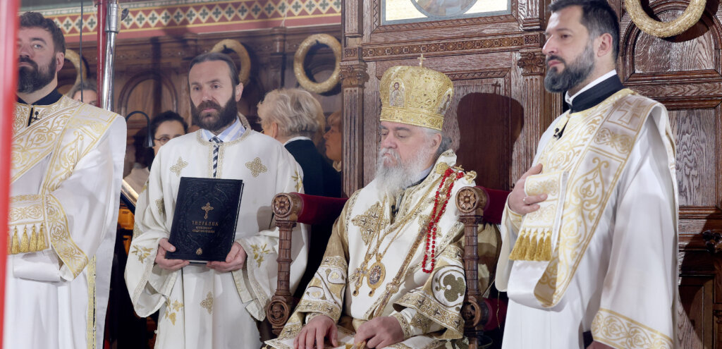 S božićne liturgije u Zagrebu pozvano na premošćivanje jazova i odustajanje od nasilja  