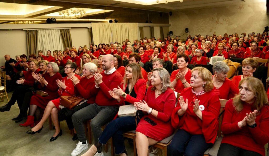 [FOTO] U Dubravi svečano obilježen Dan crvenih haljina