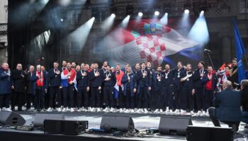 Zagreb: Hrvatska Rukometna Reprezentacija Stigla Na Svečani Doček Na Trgu Bana Josipa Jelačića