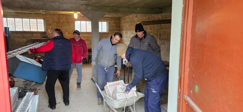 C8f61658 27a4 4a03 8082 A27707209b9d