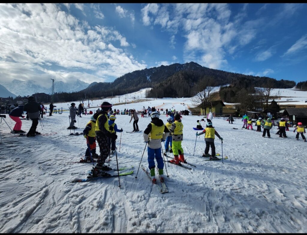 [FOTO] Korisnici Centra Svitanje sudjelovali na Maloj sportskoj školi na Kranjskoj Gori