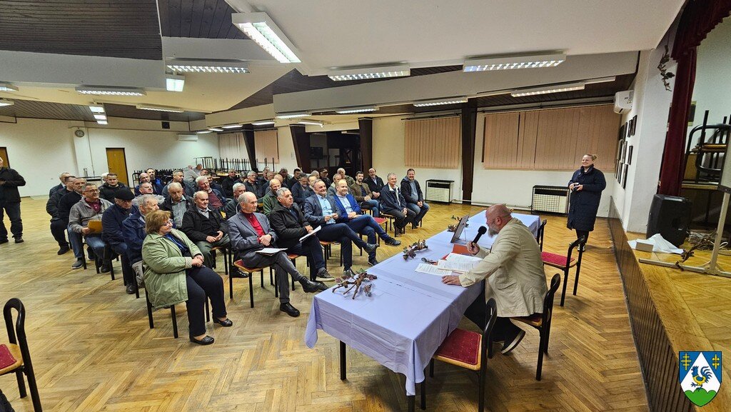 [FOTO] Udruga vinogradara i voćara Fran Galović održala godišnju skupštinu