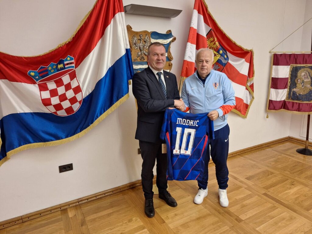 100425 Futsal Prijem 3