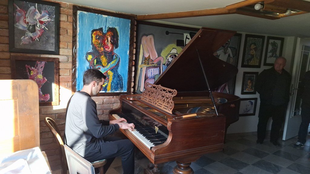 20250409 173349 1024x576