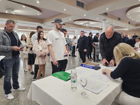 20250423 121136.jpg 648x432 Q85 Subsampling 2