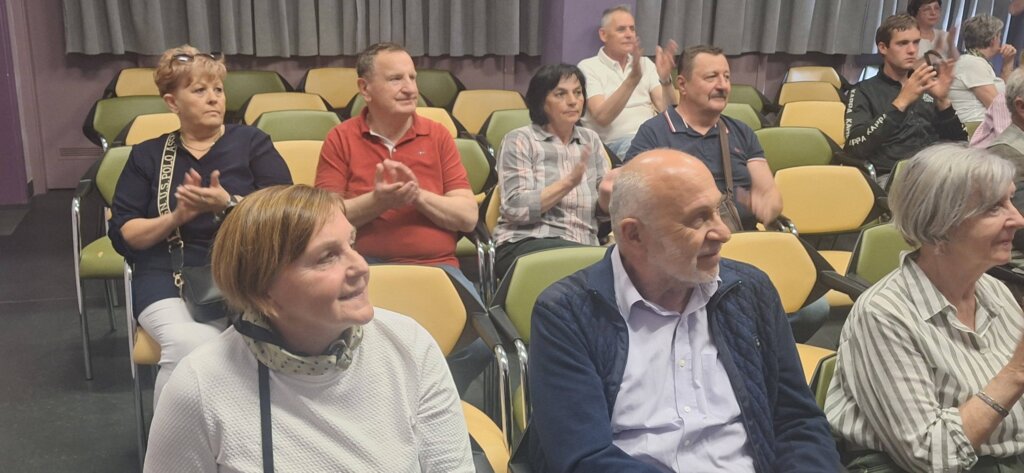 6311e6e9 98ed 4889 813a 4da8bc3aec31