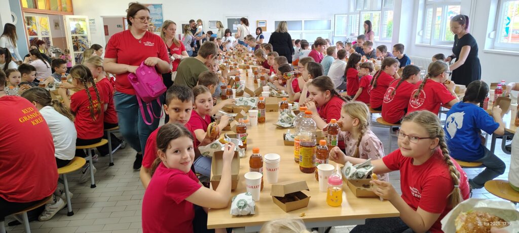 78f5594f B73f 40a5 B3ee 1f3b76918b87