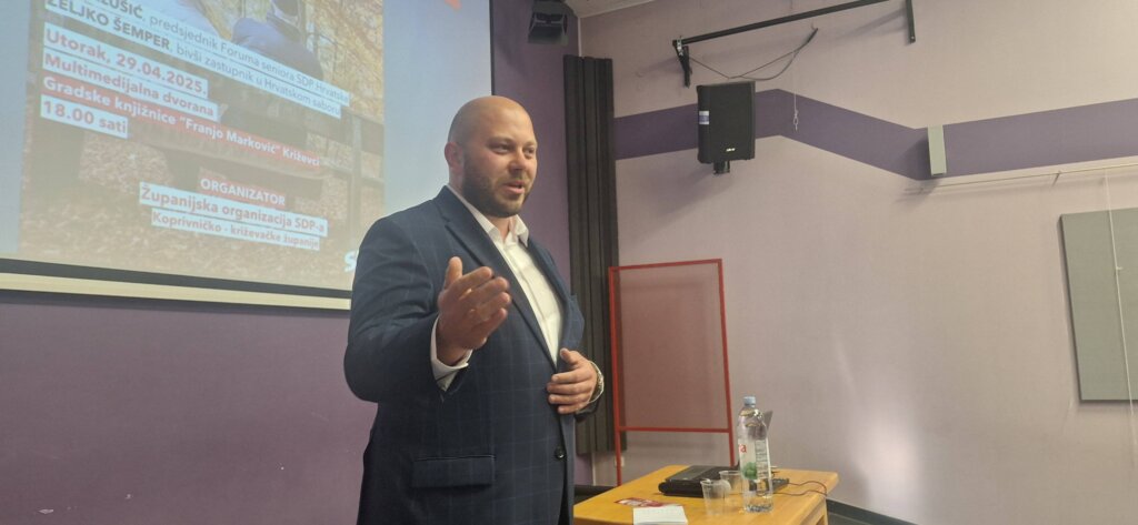 901471a0 6eec 45d8 9eee 60752964f967