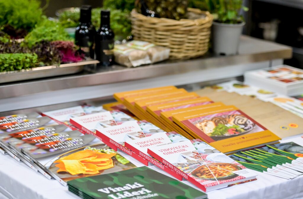 Gospodarska Skola (5)