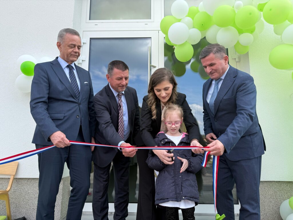 Photo 2025 04 09 16 07 37