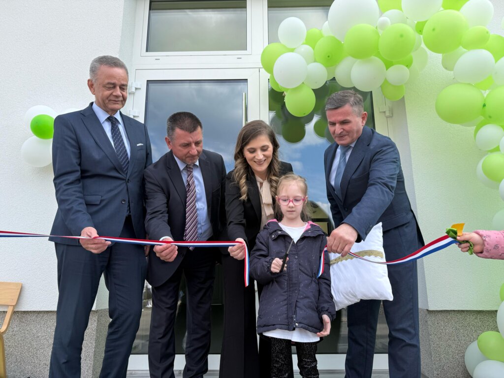 Photo 2025 04 09 16 07 38 2