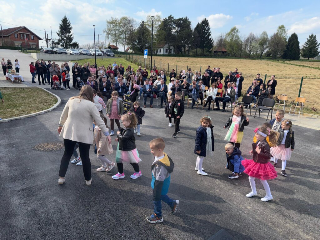 Photo 2025 04 09 16 07 47