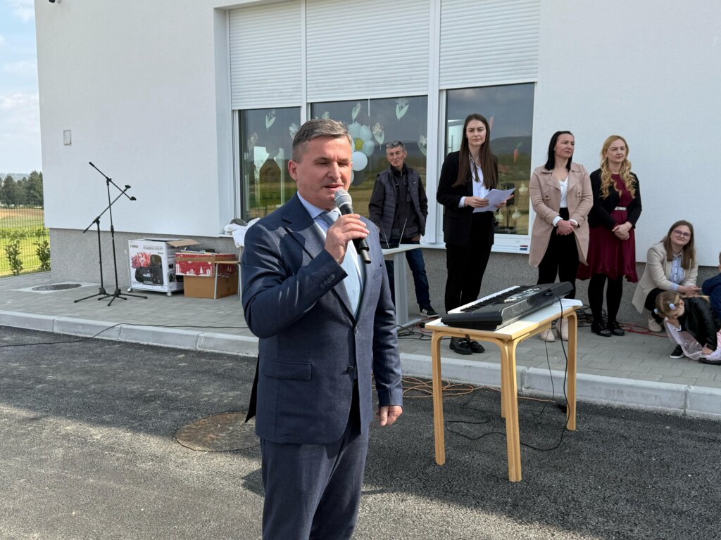 Photo 2025 04 09 16 08 34