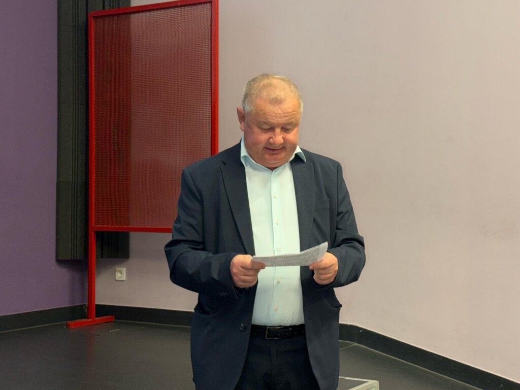 Photo 2025 04 09 18 55 08