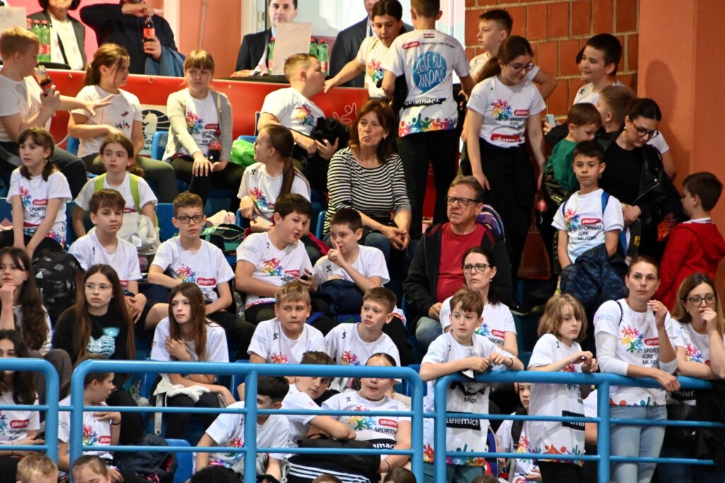 Photo 2025 04 24 13 02 40(1)