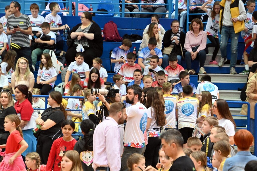 Photo 2025 04 24 13 02 41(10)