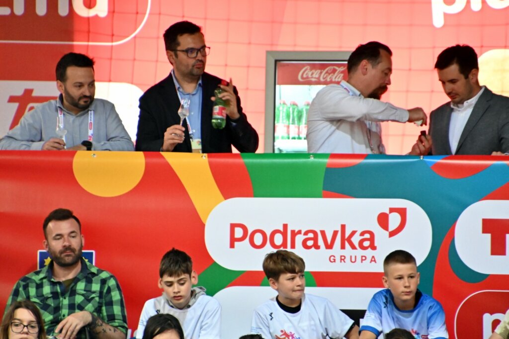 Photo 2025 04 24 13 03 01(9)