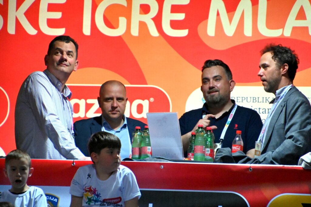 Photo 2025 04 24 13 03 06(1)