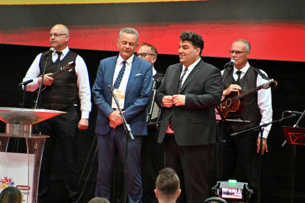 Photo 2025 04 24 13 03 08(4)