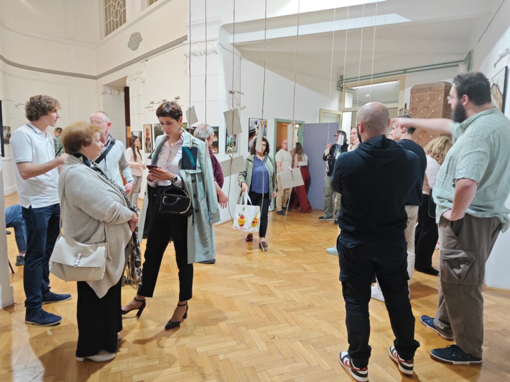 Att.vz2b I J8fdroqdcmjj9o85bnmu88a 0d5ilfh6mbq4