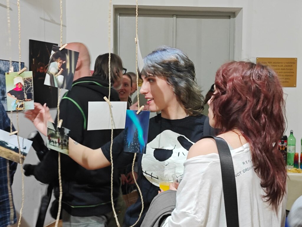 Att.allvx M5to2q Rh0w5yvg6cnbcqfcgjy5j Gefdwtjg