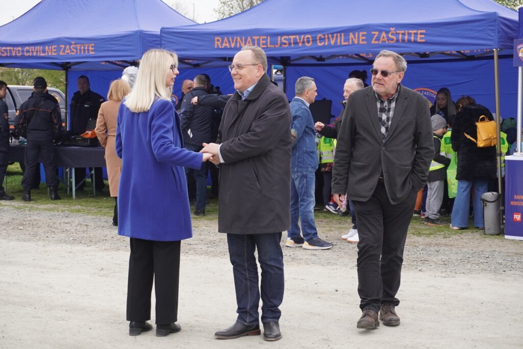 Civilna Zastita Lk (20)