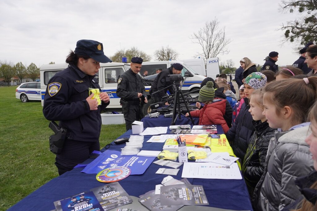 Civilna Zastita Lk (24)