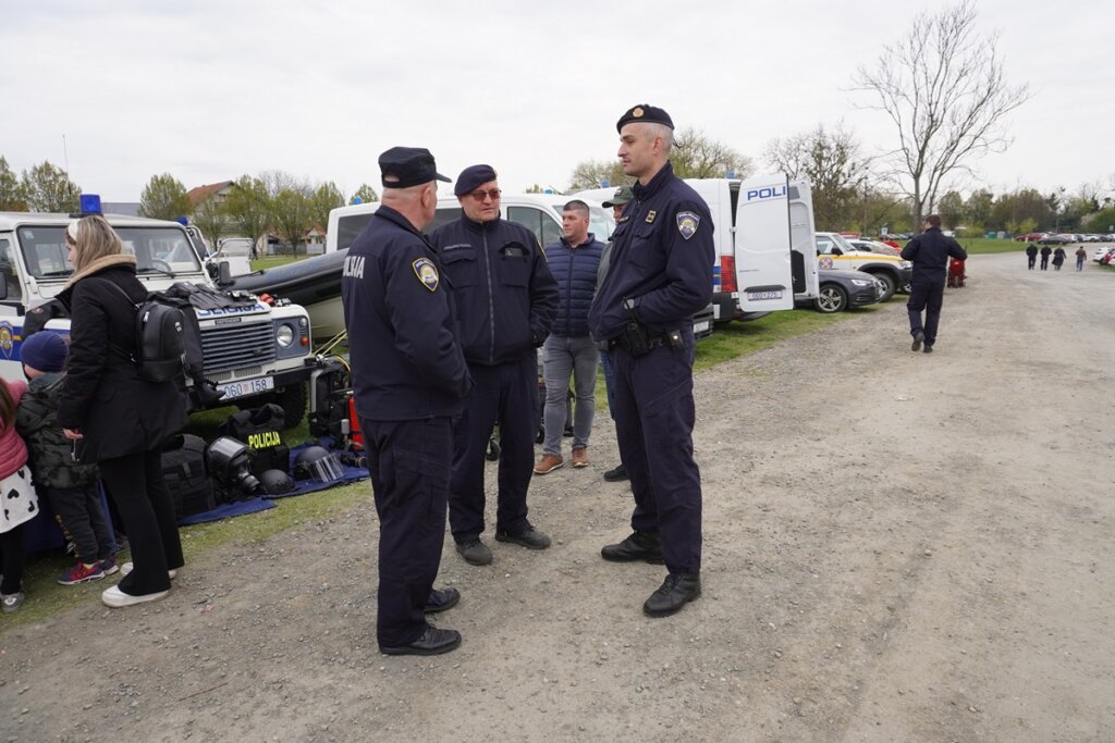 Civilna Zastita Lk (28)