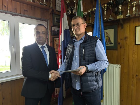 Img 20250416 091420.jpg 648x432 Q85 Subsampling 2