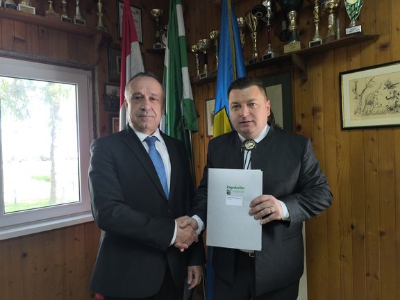 Img 20250416 091920.jpg 648x432 Q85 Subsampling 2