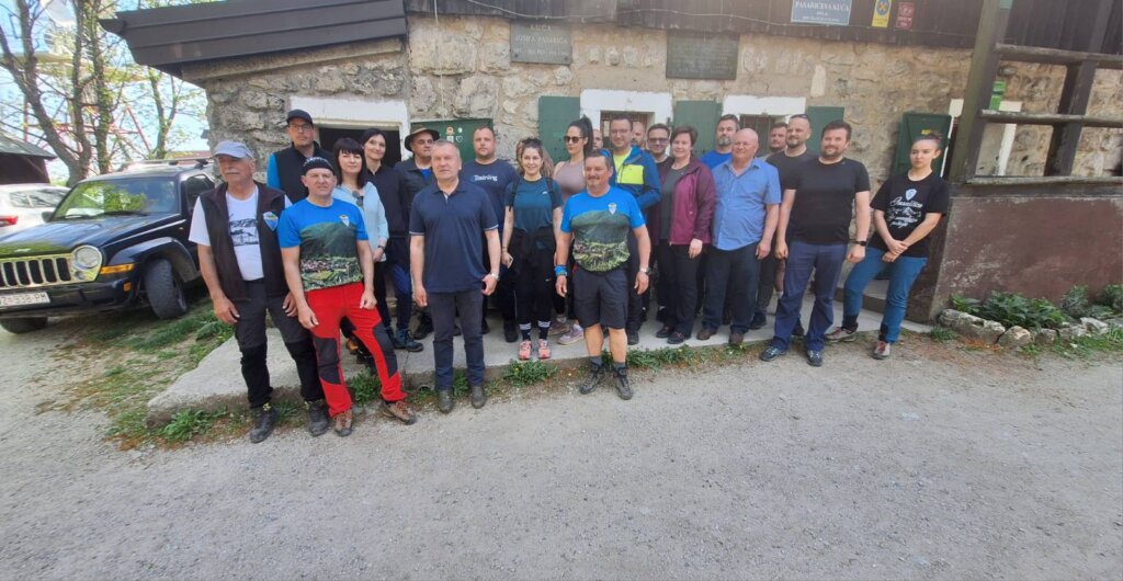 030525 Defibrilator 4