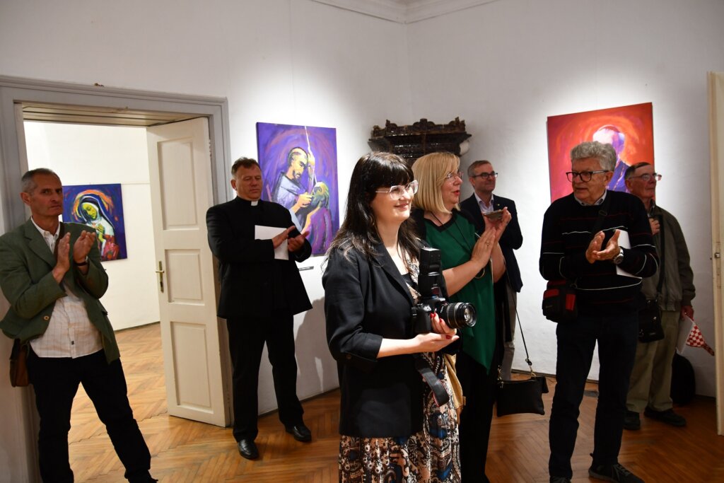 05 Publika, Otvorenje Izložbe, Galerija