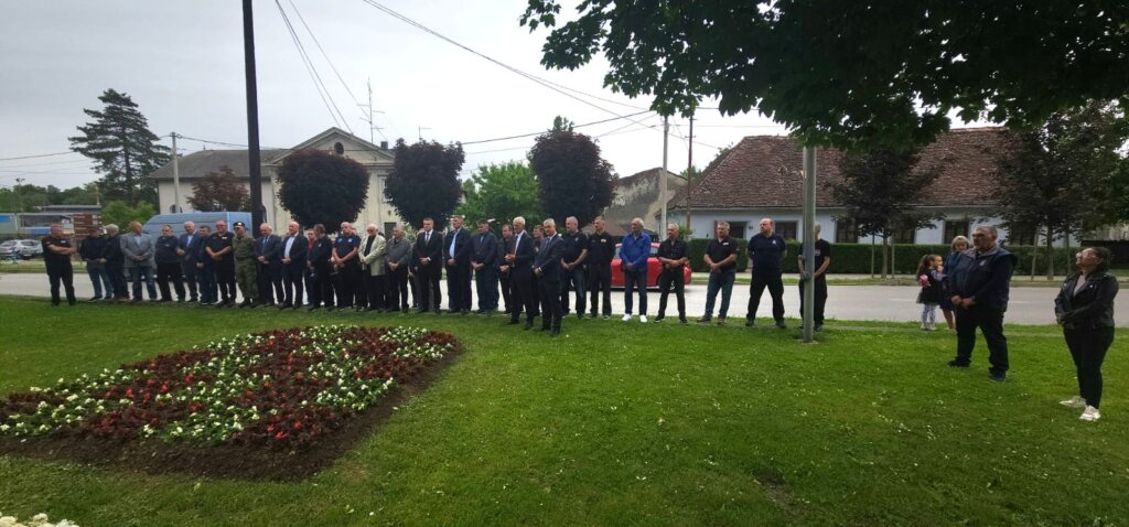 1a19430e Cfb5 4284 Abcd 4be756c0c253