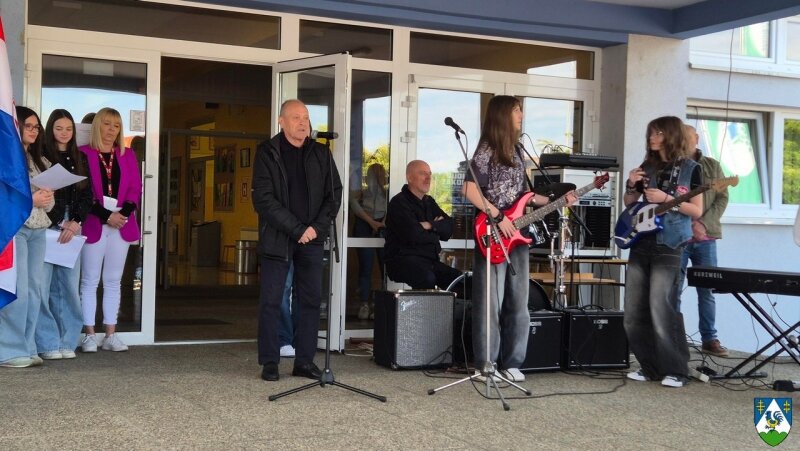 20250510 094955 800x800 Equal