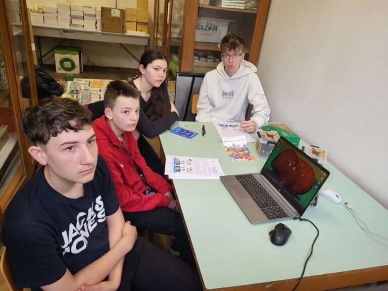 Velik uspjeh robotičara Osnovne škole Đurđevac na Superfinalu Croatian Makers lige