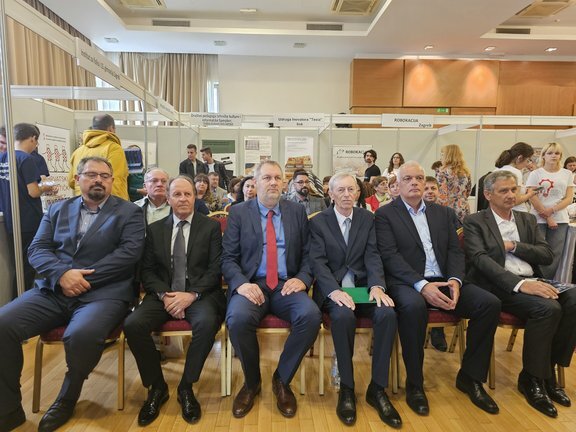 20250521 1114090.jpg 648x432 Q85 Subsampling 2