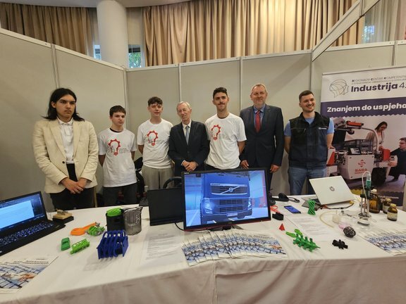 20250521 121616.jpg 648x432 Q85 Subsampling 2