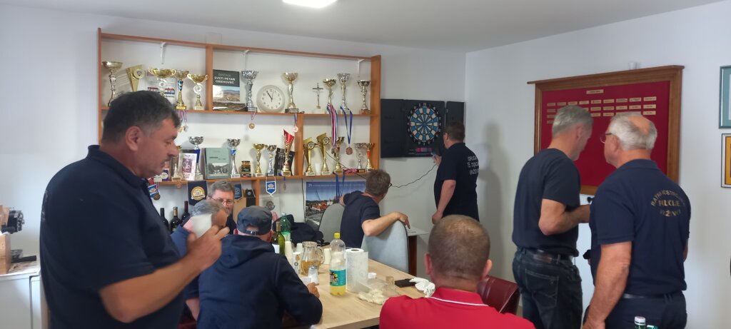 3eed1ea1 9cb3 48e9 Ab24 8fd2dec0e51f